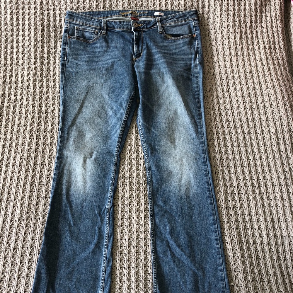Bootcut Blue Jeans